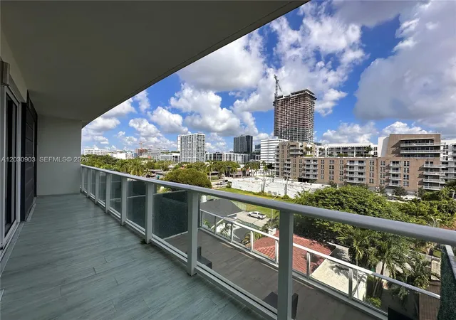 Homes for sale in Miami, FL | 321 Ne 26th Street, Miami, FL 33137 | Houzeo