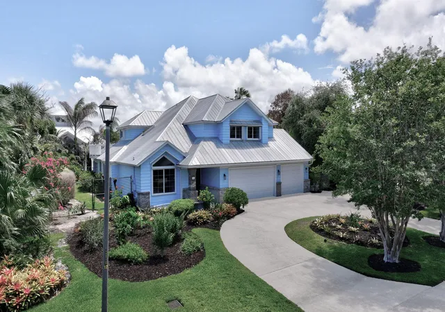 Single family home for sale at 23 Sea Gull Pl, Vero Beach, FL 32960 | MLS# B26039478