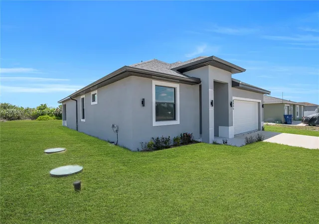 2nd image of 8045 Buttercup Cir, La Belle, FL 33935 | MLS# A12035053