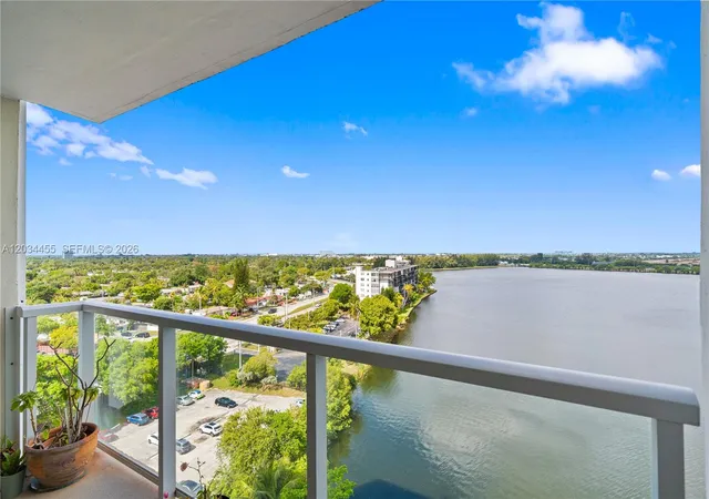 2nd image of 1301 Ne Miami Gardens Dr #1124W, Miami, FL 33179 | MLS# A12034455