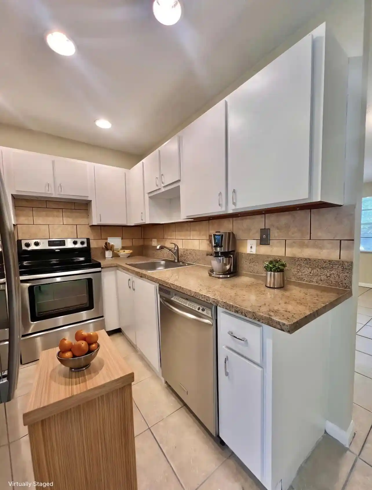 Photo 1 of Sale Pending at 423 Glenwood Dr, West Palm Beach, FL 33415 | MLS# B26039635 | Listing updated on 2026-10-07