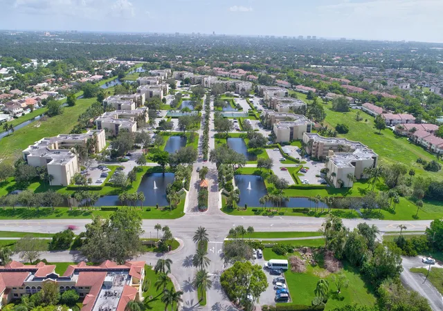 Homes for sale in Boca Raton, FL | 5750 Camino Del Sol, Boca Raton, FL 33433 | Houzeo