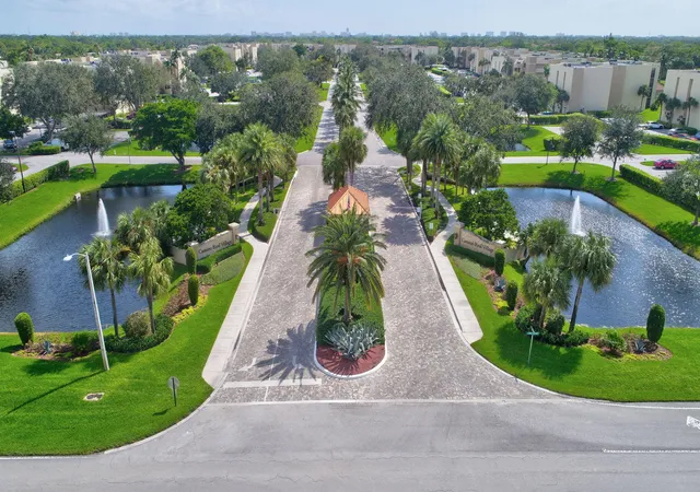 Homes for sale in Boca Raton, FL | 5750 Camino Del Sol #201, Boca Raton, FL 33433 | MLS# B26039731