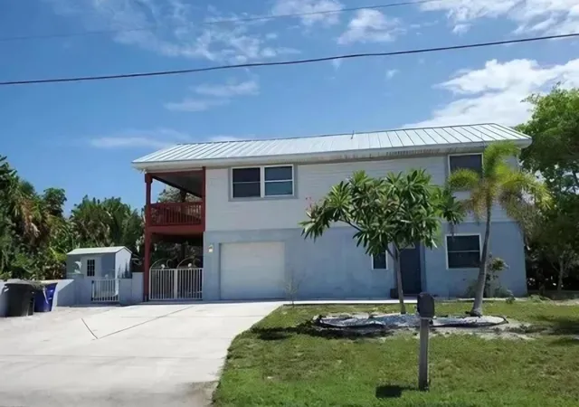 Photo 1 of Single family home for sale at 1801 Saint Lucie Ct, Fort Pierce, FL 34949 | MLS# B26039756 | Listing updated on 2026-09-23