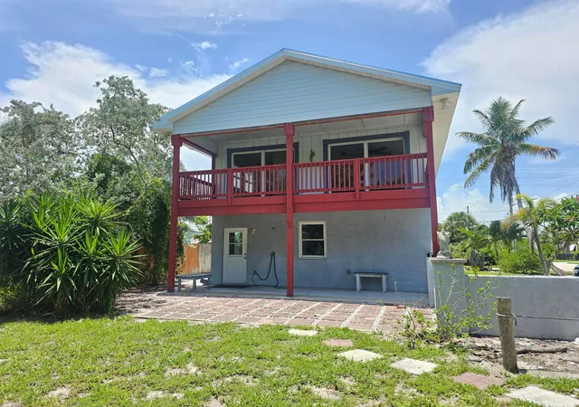 Photo 2 of Single family home for sale at 1801 Saint Lucie Ct, Fort Pierce, FL 34949 | MLS# B26039756 | Listing updated on 2026-09-23