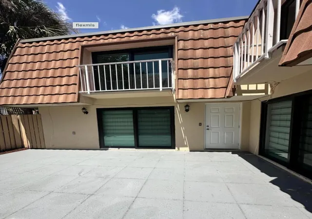 Photo 2 of Condo for sale at 507 Green Springs Pl, West Palm Beach, FL 33409 | MLS# B26039770 | Listing updated on 2026-09-23