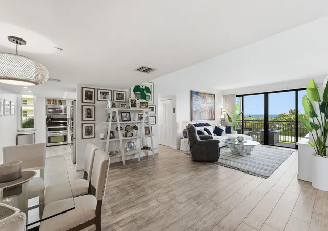 Listing Photo 1 - Condo for sale in building located at 2727 N Ocean Blvd, Boca Raton, FL 33431 - Unit #Unit 301
