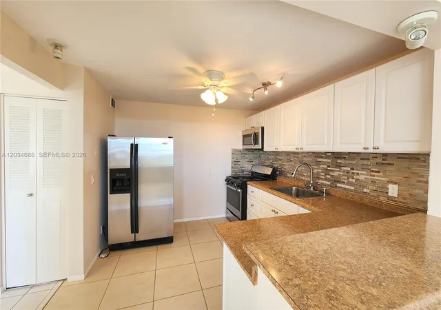 2nd image of 2025 Ne 164th St #503, North Miami Beach, FL 33162 | MLS# A12034666
