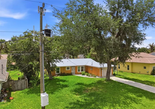 Homes for sale in Port St Lucie, FL | 2350 Sw Vardon St, Port St Lucie, FL 34953 | MLS# A12034059