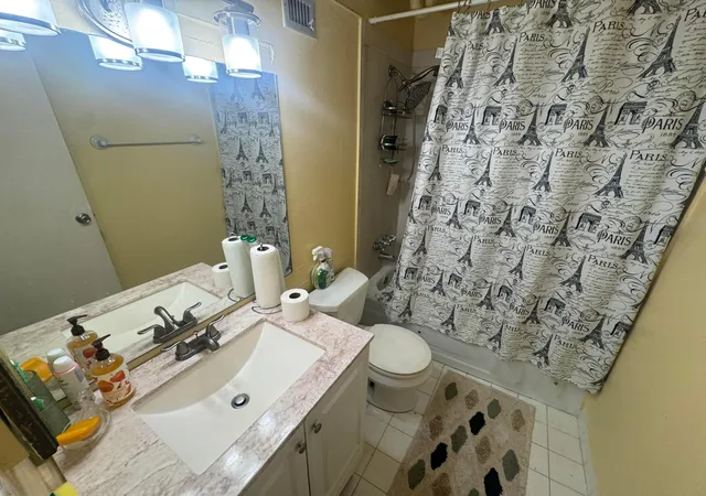 2nd image of 6080 Nw 44Th St, Lauderhill, FL 33319