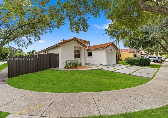 Homes for sale in Miami Lakes, FL | 15153 Nw 89Th Pl, Miami Lakes, FL 33018 | MLS# A12035241