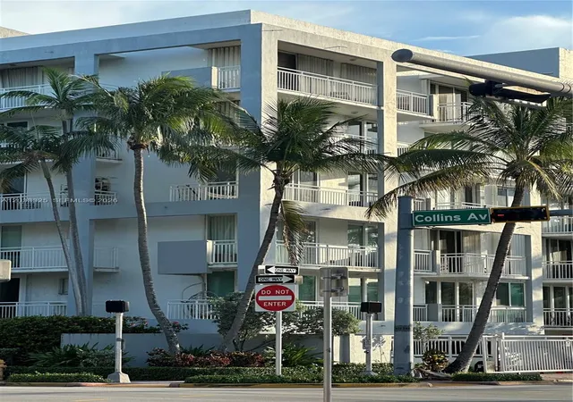 3rd image of 7832 Collins Ave #406, Miami Beach, FL 33141 | MLS# A12033325