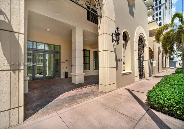3rd image of 1300 Ponce De Leon Blvd, Coral Gables, FL 33134