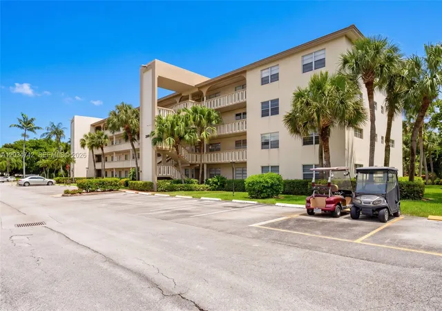 25th image of 2401 Antigua Cir #E3, Coconut Creek, FL 33066 | MLS# A12034742