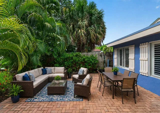 4th image of 227 N M St, Lake Worth Beach, FL 33460 | MLS# B26039945