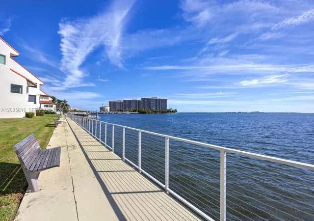 Homes for sale in Miami, FL | 2000 S Bayshore Drive, Miami, FL 33133 | Houzeo