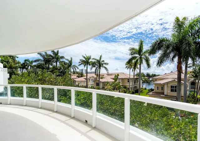 5th image of 21050 Ne 38Th Ave #305, Aventura, FL 33180 | MLS# A12029113