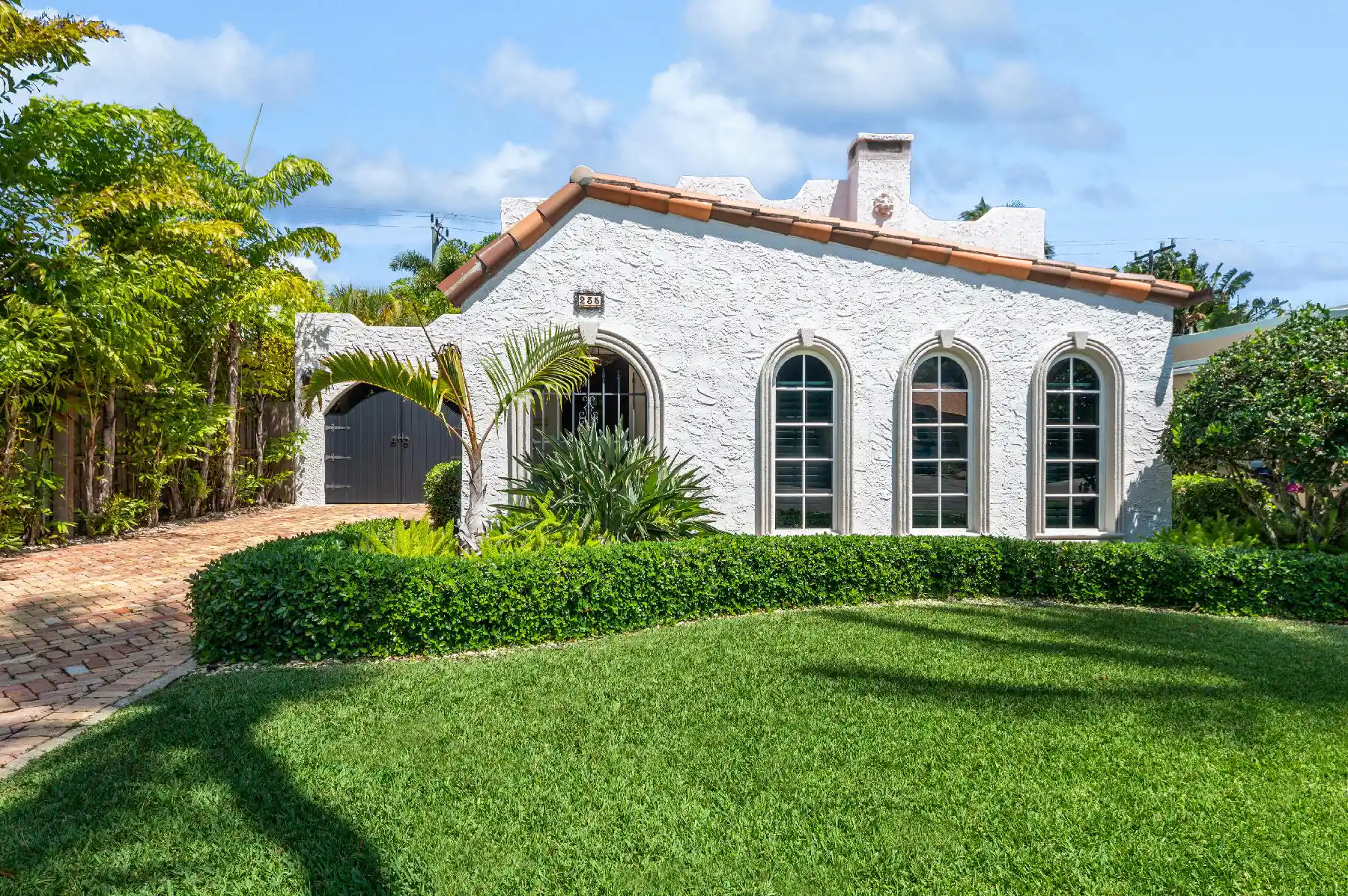 Single family home for sale at 235 Nottingham Blvd, West Palm Beach, FL 33405 | MLS# B26040079