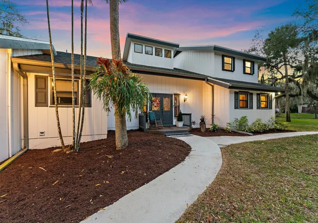 Photo 3 of Single family home for sale at 6001 S Citrus Ave, Fort Pierce, FL 34982 | MLS# B26040083 | Listing updated on 2026-09-23