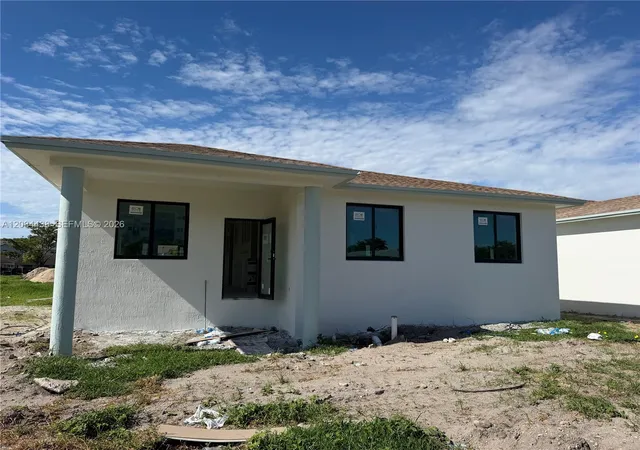 2nd image of 336 Nw 11th St, Pompano Beach, FL 33060 | MLS# A12034438