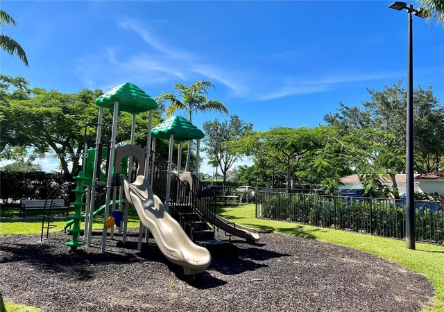 29th image of 9887 Baywinds Dr #4305, West Palm Beach, FL 33411 | MLS# B26040137