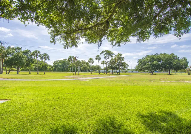 Photo 3 of Condo for sale at 16 Vista Palm Ln #106, Vero Beach, FL 32962 | MLS# B26040186 | Listing updated on 2026-10-07