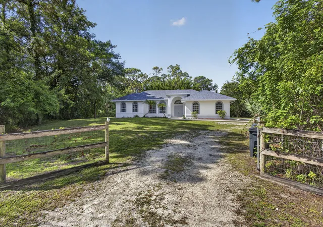 3rd image of 16526 N 78Th Rd Rd N, Loxahatchee, FL 33470 | MLS# B26040250