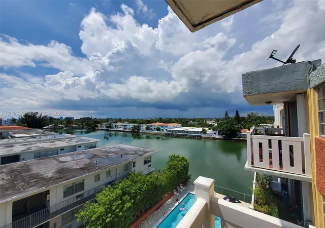 5th image of 7900 Tatum Waterway Dr #502, Miami Beach, FL 33141 | MLS# A12036073