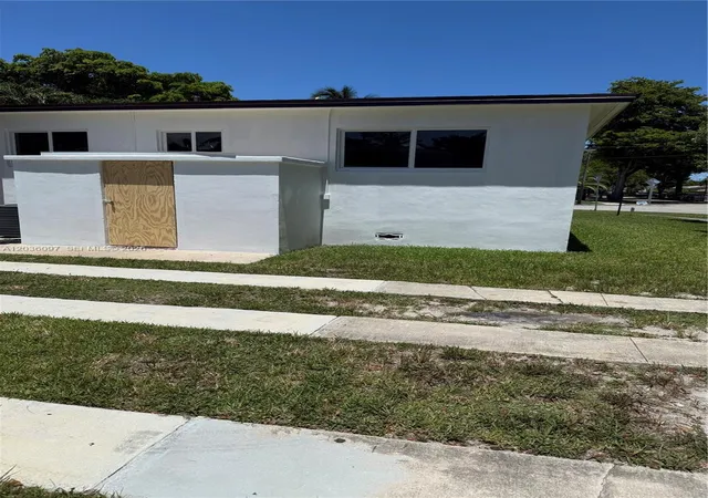 5th image of 1460 Sw 65Th Ave, West Miami, FL 33144 | MLS# A12036097