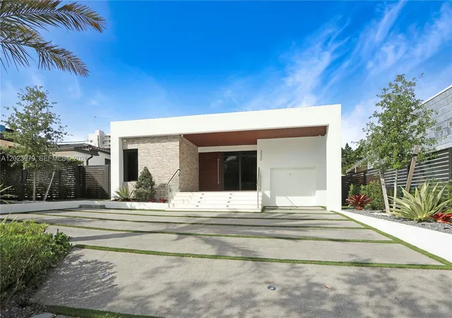 Homes for sale in Miami, FL | 330 Sw 19th Rd, Miami, FL 33129 | MLS# A12023979