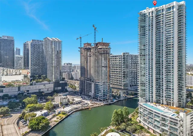 Homes for sale in Miami, FL | 92 Sw 3rd St #3611, Miami, FL 33130 | MLS# A12036224
