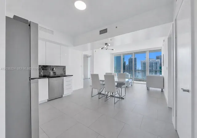 5th image of 92 Sw 3Rd St #3611, Miami, FL 33130 | MLS# A12036224