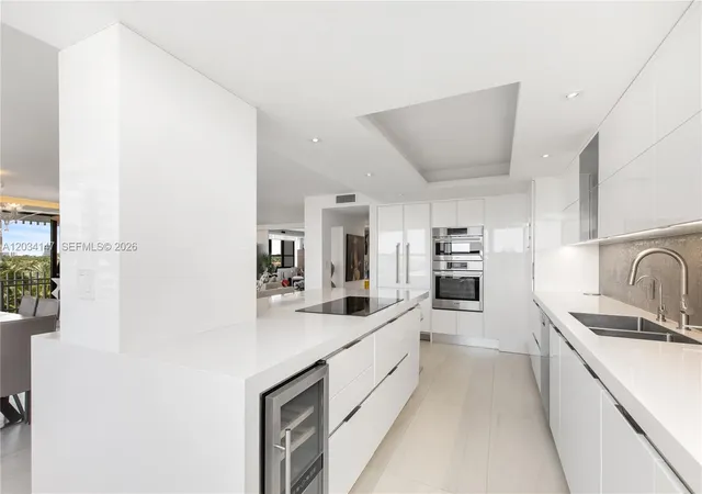 Homes for sale in Miami, FL | 3 Grove Isle Dr #C502, Miami, FL 33133 | MLS# A12034147