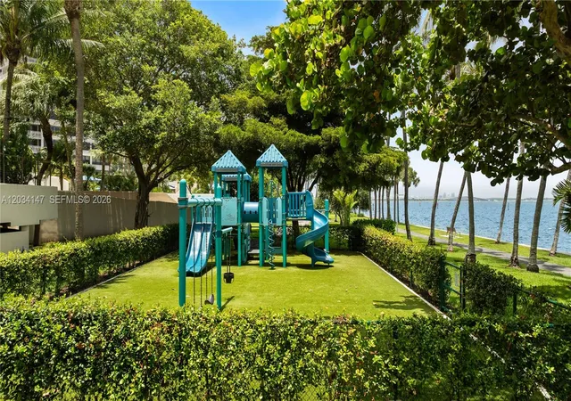 Homes for sale in Miami, FL | 3 Grove Isle Drive, Miami, FL 33133 | Houzeo