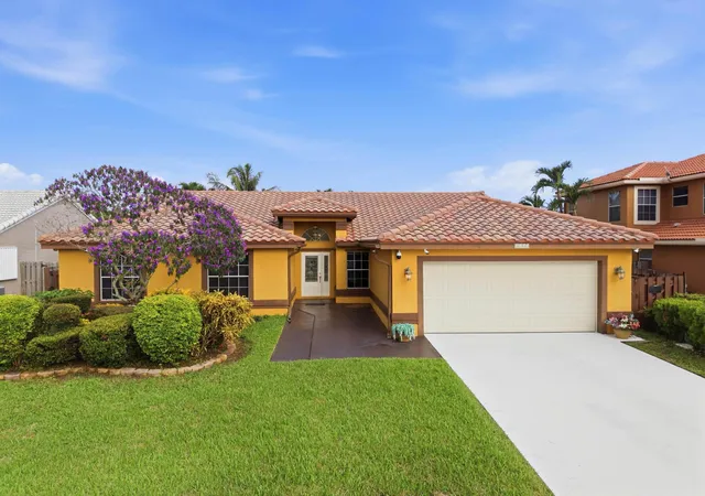 Photo 1 of Single family home for sale at 8862 Jaspers Dr, Boynton Beach, FL 33472 | MLS# B26040413 | Listing updated on 2026-09-24
