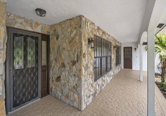 Photo 4 of Single family home for sale at 7510 E Cypresshead Dr, Parkland, FL 33067 | MLS# B26040437 | Listing updated on 2026-10-07