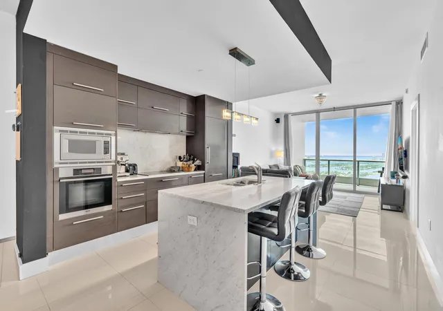 Photo 2 of Condo for sale at 900 Biscayne Blvd #4703, Miami, FL 33132 | MLS# B26040442 | Listing updated on 2026-10-04