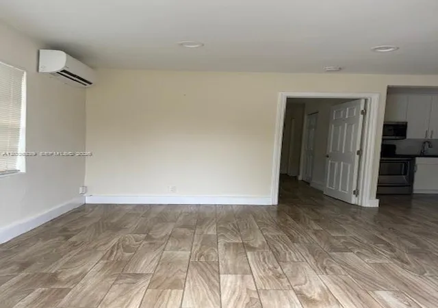 5th image of 5843 Harding St, Hollywood, FL 33021 | MLS# A12036339