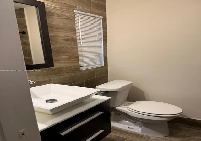 8th image of 5843 Harding St, Hollywood, FL 33021 | MLS# A12036339