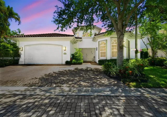 3rd image of 1205 Seagull Ter, Hollywood, FL 33019 | MLS# A12035943