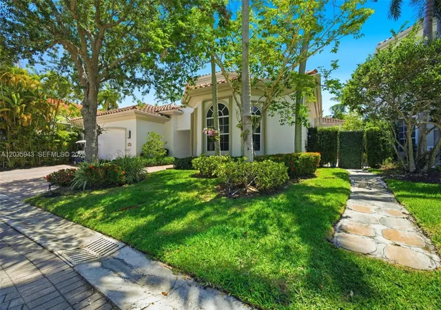 5th image of 1205 Seagull Ter, Hollywood, FL 33019 | MLS# A12035943