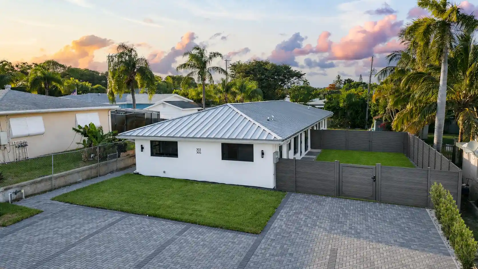 Multi family home for sale at 303 De Carie St, Delray Beach, FL 33444 | MLS# B26040525