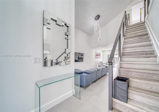 4th image of 7963 Nw 195Th Ter, Hialeah, FL 33015 | MLS# A12032356