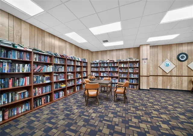 2nd image of 231 174Th St, Sunny Isles Beach, FL 33160