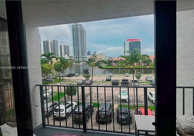 1st image of 200 Leslie Dr #324, Hallandale Beach, FL 33009 | MLS# A12036652