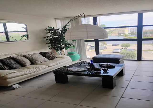 2nd image of 200 Leslie Dr #324, Hallandale Beach, FL 33009 | MLS# A12036652