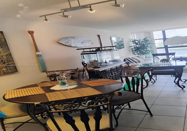 4th image of 200 Leslie Dr #324, Hallandale Beach, FL 33009 | MLS# A12036652