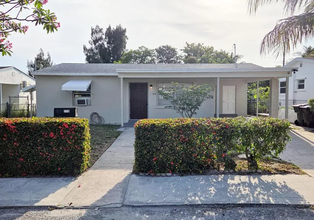 1st image of 715 S C St, Lake Worth Beach, FL 33460 | MLS# B26040702