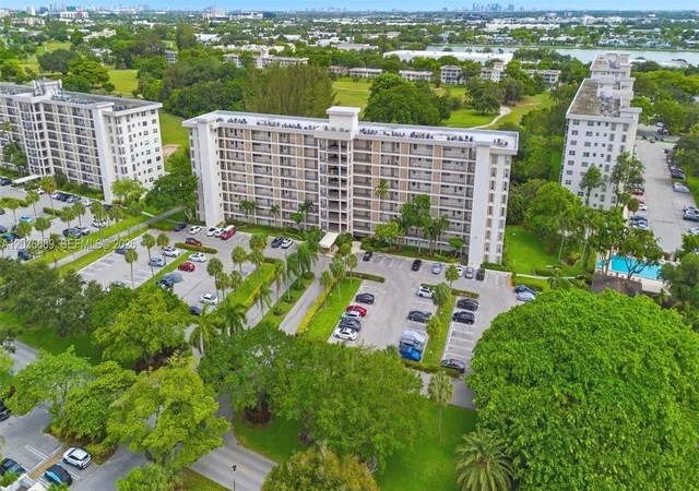 Homes for sale in Pompano Beach, FL | 3200 N Palm Aire Dr #501, Pompano Beach, FL 33069 | MLS# A12036689