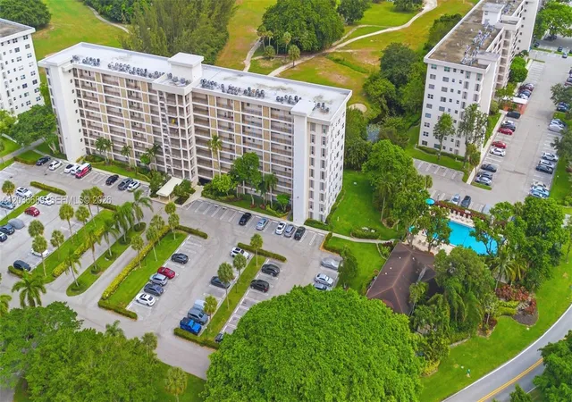 Homes for sale in Pompano Beach, FL | 3200 N Palm Aire Dr #501, Pompano Beach, FL 33069 | MLS# A12036689